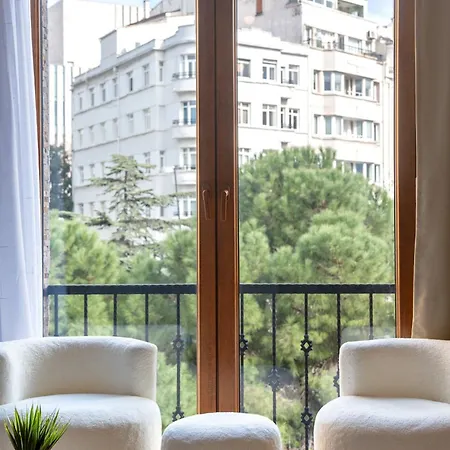 Pia Homes- Guemuessuyu Apartmanhotel 4*