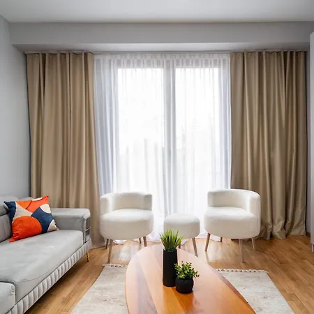 Pia Homes- Guemuessuyu Apartmanhotel